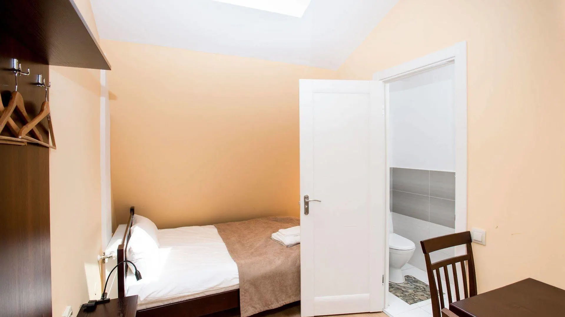 Gar'Is Hostel Lviv