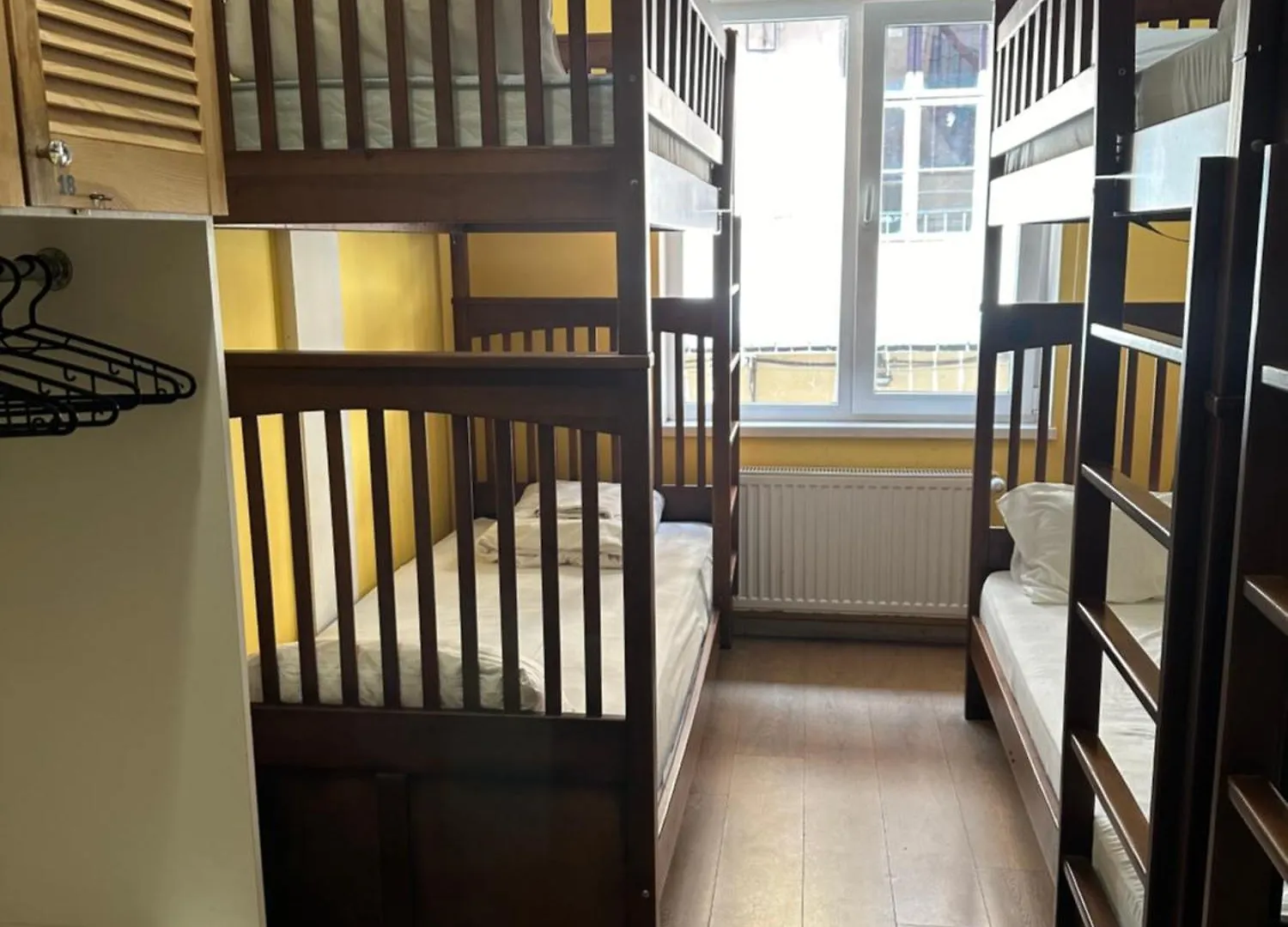 Gar'Is Hostel Lviv